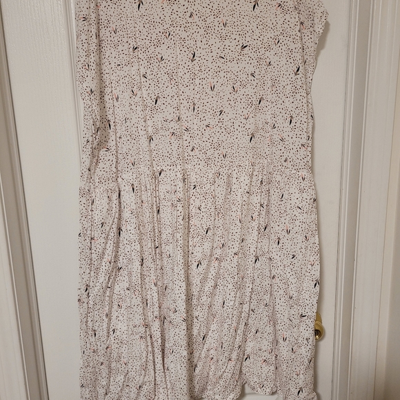 (Sz.28) White Dress with Pink & Black - Picture 2 of 4